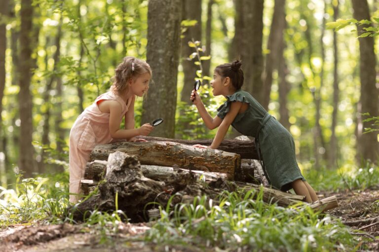 curious-children-participating-treasure-hunt
